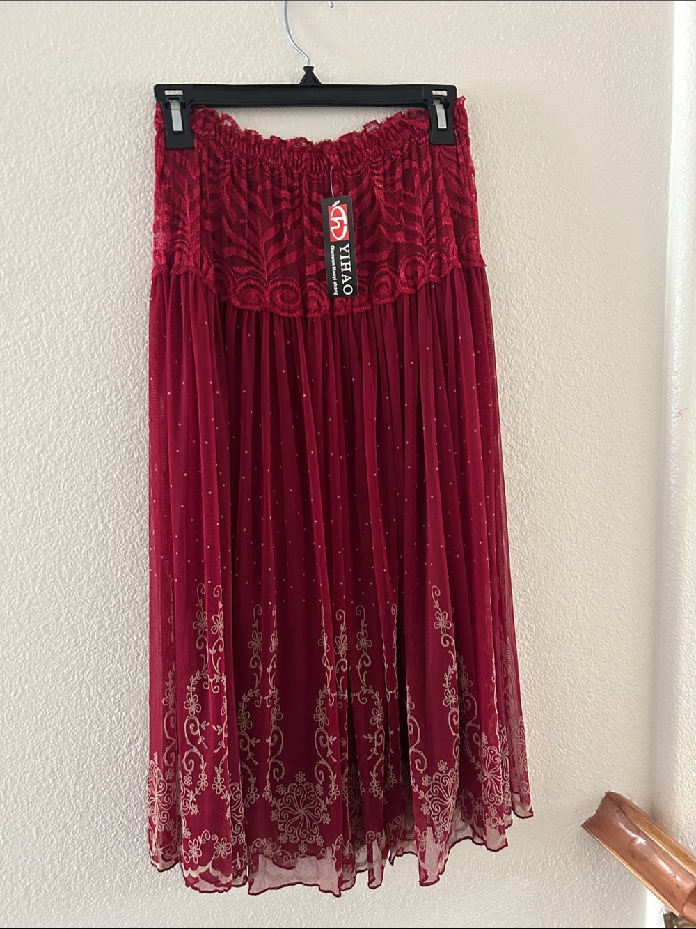 Women's Burgundy printed  Mesh Midi Skirt NWT